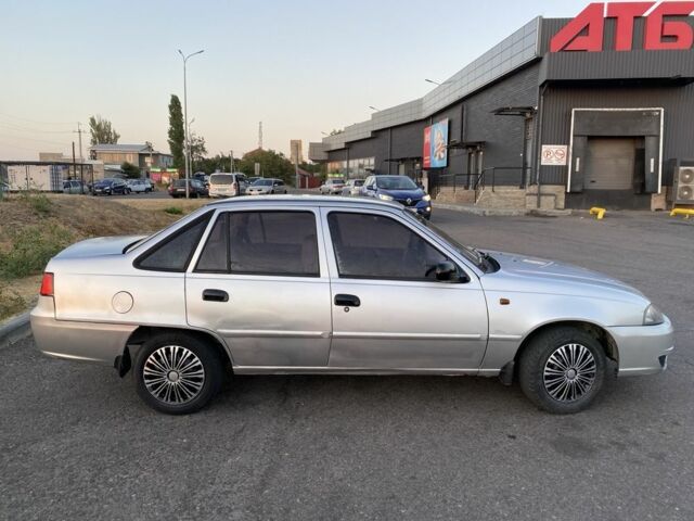 Серый Дэу Нексия, объемом двигателя 1.5 л и пробегом 210 тыс. км за 2540 $, фото 7 на Automoto.ua