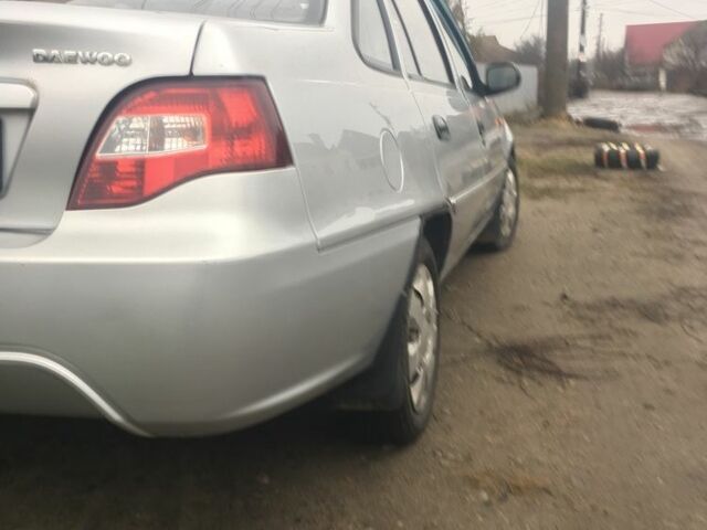 Сірий Деу Нексія, об'ємом двигуна 1.5 л та пробігом 120 тис. км за 2500 $, фото 5 на Automoto.ua