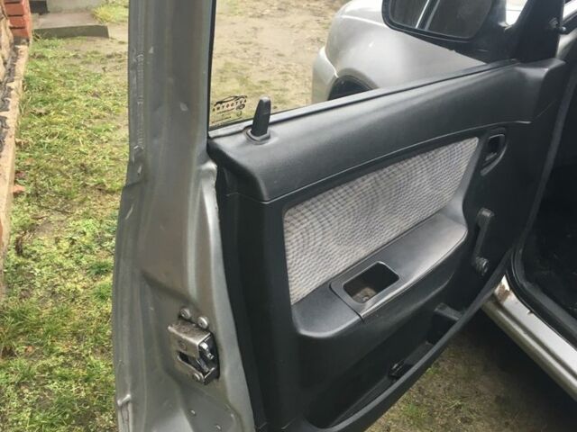 Сірий Деу Нексія, об'ємом двигуна 1.5 л та пробігом 120 тис. км за 2500 $, фото 7 на Automoto.ua