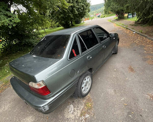 Деу Нексія 1995 у Львові на Automoto.ua Сірий Деу Нексія, об'ємом двигуна 1.5 л та пробігом 290 тис. км за 999 $, фото 4 на Automoto.ua