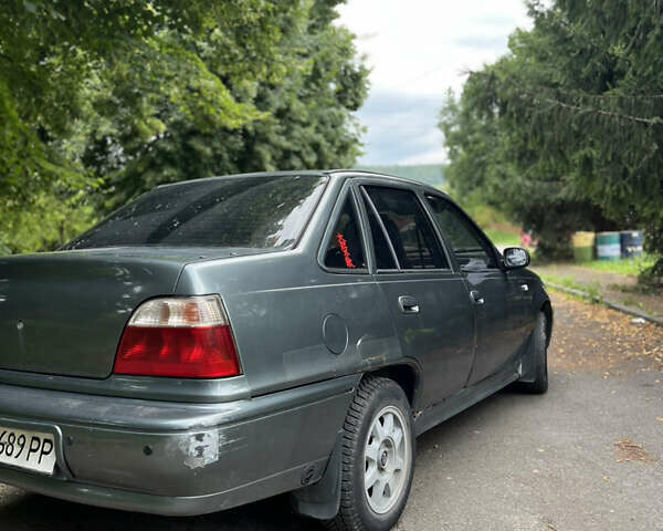 Деу Нексія 1995 у Львові на Automoto.ua Сірий Деу Нексія, об'ємом двигуна 1.5 л та пробігом 290 тис. км за 999 $, фото 7 на Automoto.ua