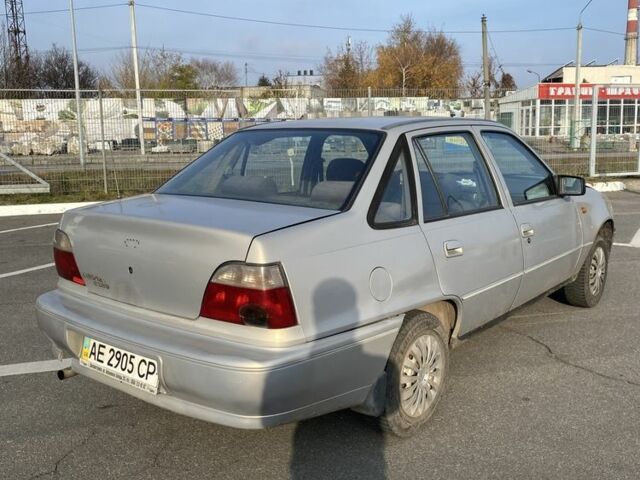 Серый Дэу Нексия, объемом двигателя 1.5 л и пробегом 185 тыс. км за 699 $, фото 4 на Automoto.ua