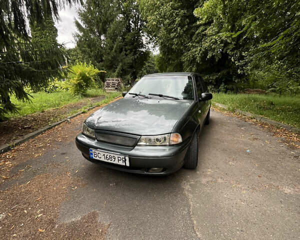 Деу Нексія 1995 у Львові на Automoto.ua Сірий Деу Нексія, об'ємом двигуна 1.5 л та пробігом 290 тис. км за 999 $, фото 6 на Automoto.ua