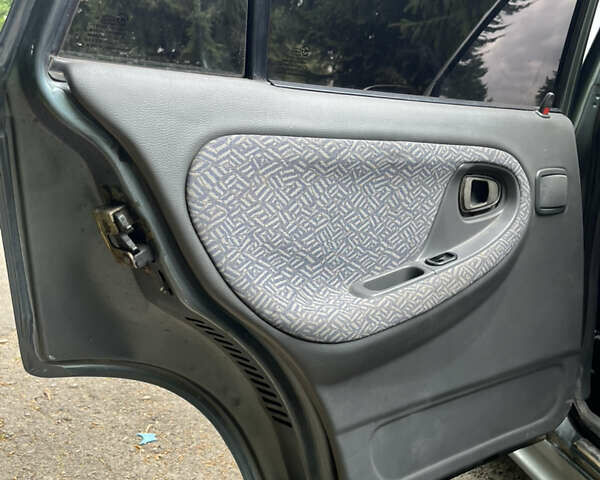 Деу Нексія 1995 у Львові на Automoto.ua Сірий Деу Нексія, об'ємом двигуна 1.5 л та пробігом 290 тис. км за 999 $, фото 13 на Automoto.ua