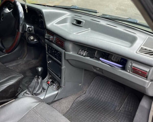 Деу Нексія 1995 у Львові на Automoto.ua Сірий Деу Нексія, об'ємом двигуна 1.5 л та пробігом 290 тис. км за 999 $, фото 12 на Automoto.ua