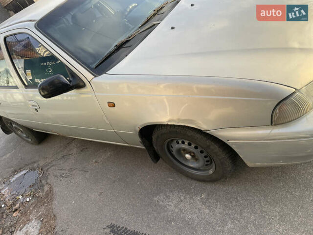 Серый Дэу Нексия, объемом двигателя 1.5 л и пробегом 293 тыс. км за 850 $, фото 5 на Automoto.ua