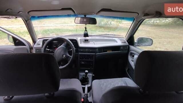 Сірий Деу Нексія, об'ємом двигуна 1.5 л та пробігом 233 тис. км за 1600 $, фото 5 на Automoto.ua