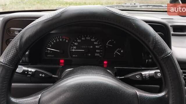 Сірий Деу Нексія, об'ємом двигуна 1.5 л та пробігом 233 тис. км за 1600 $, фото 11 на Automoto.ua