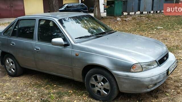 Сірий Деу Нексія, об'ємом двигуна 1.5 л та пробігом 233 тис. км за 1600 $, фото 6 на Automoto.ua