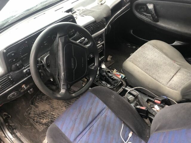 Сірий Деу Нексія, об'ємом двигуна 1.5 л та пробігом 300 тис. км за 400 $, фото 3 на Automoto.ua