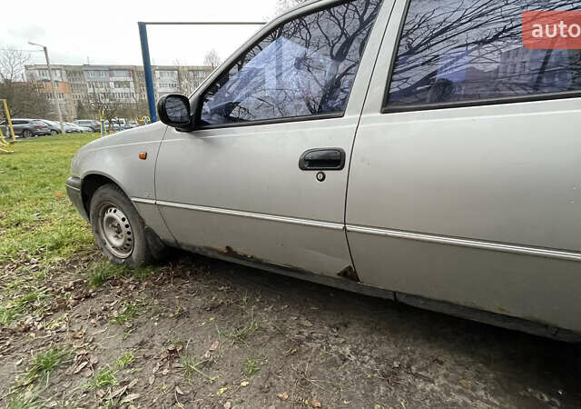 Серый Дэу Нексия, объемом двигателя 1.5 л и пробегом 135 тыс. км за 1499 $, фото 6 на Automoto.ua