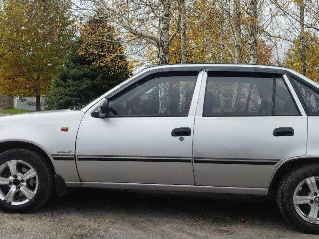 Серый Дэу Нексия, объемом двигателя 1.5 л и пробегом 161 тыс. км за 1800 $, фото 3 на Automoto.ua