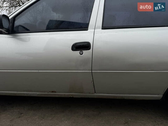 Серый Дэу Нексия, объемом двигателя 1.5 л и пробегом 250 тыс. км за 1200 $, фото 11 на Automoto.ua