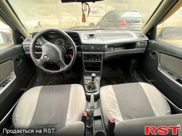 Серый Дэу Нексия, объемом двигателя 1.5 л и пробегом 0 тыс. км за 1500 $, фото 6 на Automoto.ua