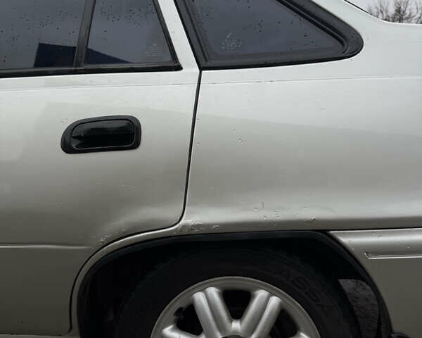 Серый Дэу Нексия, объемом двигателя 1.5 л и пробегом 250 тыс. км за 1200 $, фото 10 на Automoto.ua