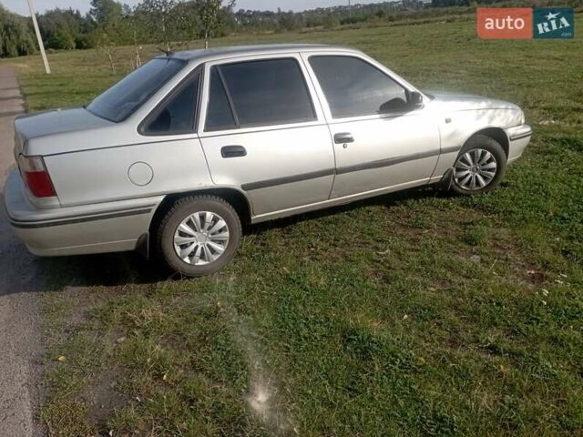 Сірий Деу Нексія, об'ємом двигуна 1.5 л та пробігом 208 тис. км за 1640 $, фото 3 на Automoto.ua