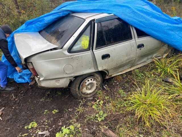 Серый Дэу Нексия, объемом двигателя 1.5 л и пробегом 4 тыс. км за 700 $, фото 3 на Automoto.ua