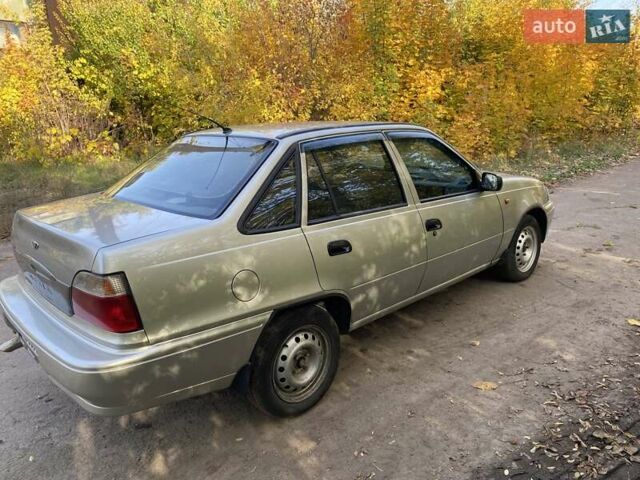 Дэу Нексия 2005 в Днепре (Днепропетровске) на Automoto.ua Серый Дэу Нексия, объемом двигателя 1.5 л и пробегом 300 тыс. км за 2500 $, фото 10 на Automoto.ua