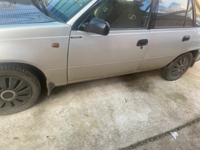 Серый Дэу Нексия, объемом двигателя 1.5 л и пробегом 240 тыс. км за 850 $, фото 3 на Automoto.ua