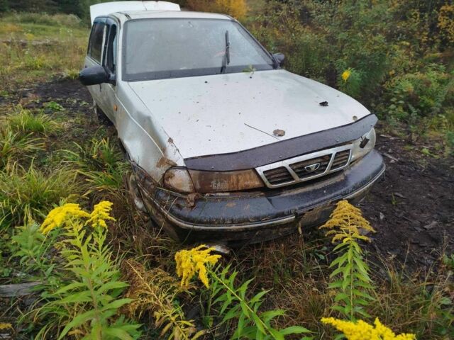 Серый Дэу Нексия, объемом двигателя 1.5 л и пробегом 4 тыс. км за 700 $, фото 5 на Automoto.ua