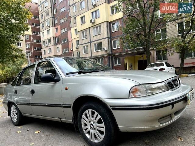 Серый Дэу Нексия, объемом двигателя 1.5 л и пробегом 124 тыс. км за 2500 $, фото 3 на Automoto.ua