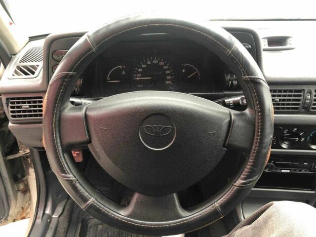 Сірий Деу Нексія, об'ємом двигуна 0 л та пробігом 273 тис. км за 1990 $, фото 14 на Automoto.ua