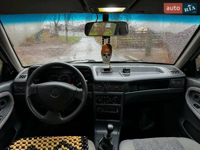 Серый Дэу Нексия, объемом двигателя 1.5 л и пробегом 159 тыс. км за 2190 $, фото 20 на Automoto.ua