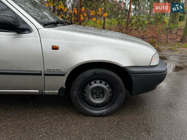 Серый Дэу Нексия, объемом двигателя 1.5 л и пробегом 159 тыс. км за 2190 $, фото 4 на Automoto.ua
