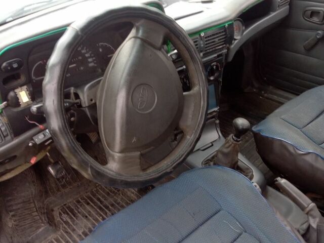 Деу Нексія 2006 у Вознесенске на Automoto.ua Сірий Деу Нексія, об'ємом двигуна 1.5 л та пробігом 2 тис. км за 1200 $, фото 7 на Automoto.ua