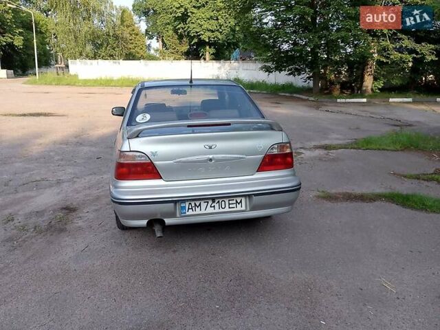 Сірий Деу Нексія, об'ємом двигуна 1.5 л та пробігом 330 тис. км за 1350 $, фото 8 на Automoto.ua