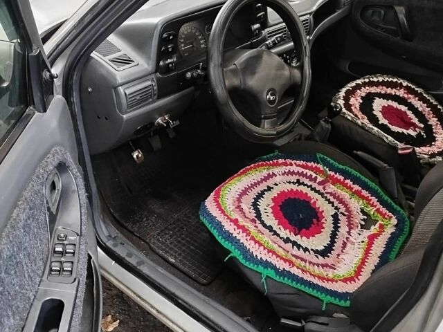 Серый Дэу Нексия, объемом двигателя 1.5 л и пробегом 179 тыс. км за 1800 $, фото 12 на Automoto.ua