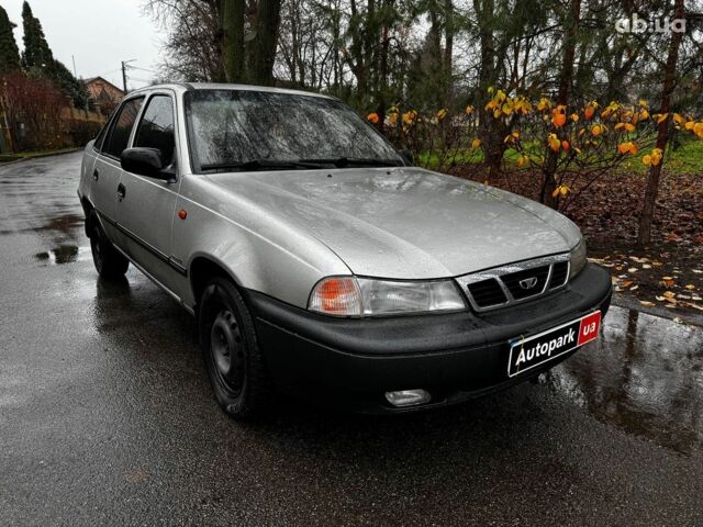 Сірий Деу Нексія, об'ємом двигуна 1.5 л та пробігом 159 тис. км за 2190 $, фото 2 на Automoto.ua