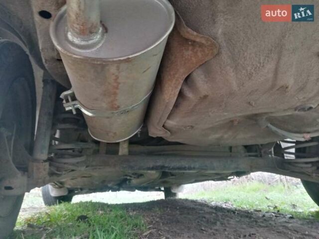 Серый Дэу Нексия, объемом двигателя 1.5 л и пробегом 257 тыс. км за 1650 $, фото 4 на Automoto.ua