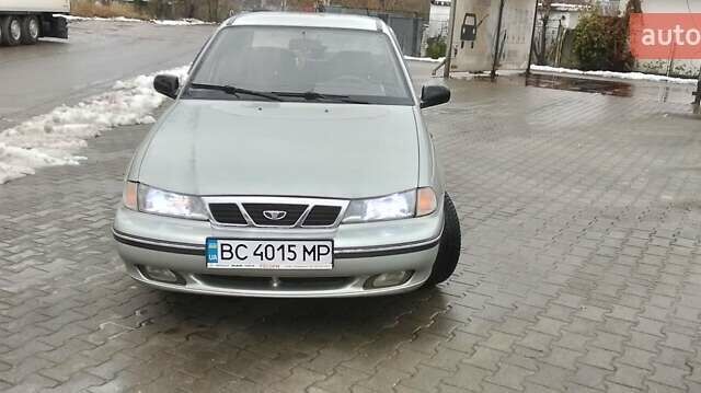 Сірий Деу Нексія, об'ємом двигуна 1.5 л та пробігом 95 тис. км за 1650 $, фото 1 на Automoto.ua