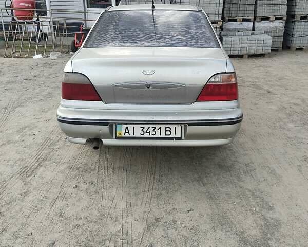 Серый Дэу Нексия, объемом двигателя 1.6 л и пробегом 455 тыс. км за 1350 $, фото 2 на Automoto.ua
