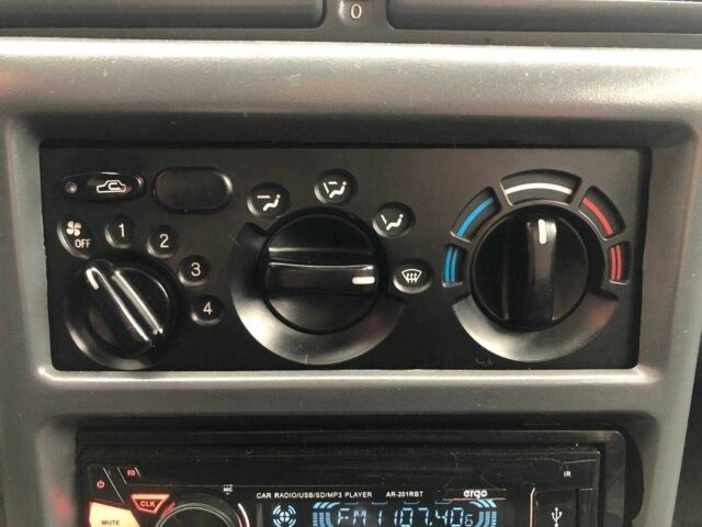 Сірий Деу Нексія, об'ємом двигуна 0 л та пробігом 273 тис. км за 1990 $, фото 21 на Automoto.ua