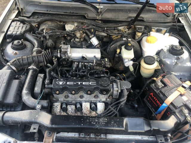 Серый Дэу Нексия, объемом двигателя 1.5 л и пробегом 30 тыс. км за 1400 $, фото 4 на Automoto.ua