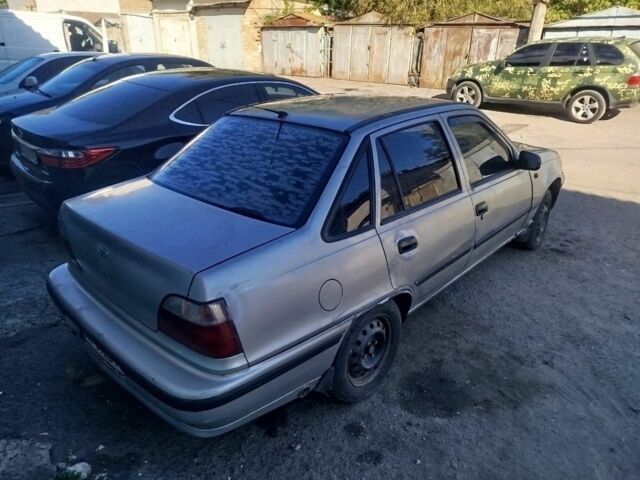 Сірий Деу Нексія, об'ємом двигуна 0 л та пробігом 300 тис. км за 629 $, фото 3 на Automoto.ua