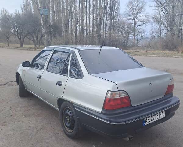 Серый Дэу Нексия, объемом двигателя 1.5 л и пробегом 205 тыс. км за 1600 $, фото 4 на Automoto.ua