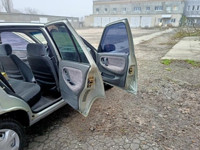 Серый Дэу Нексия, объемом двигателя 1.5 л и пробегом 196 тыс. км за 2000 $, фото 11 на Automoto.ua