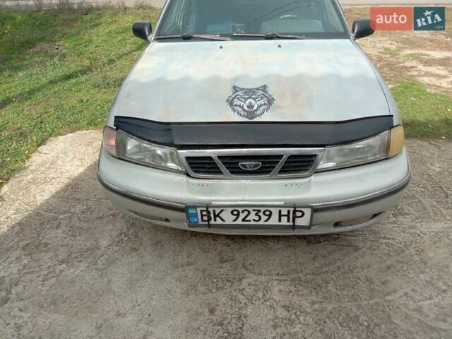 Дэу Нексия 2006 в Вознесенске на Automoto.ua Серый Дэу Нексия, объемом двигателя 1.5 л и пробегом 162 тыс. км за 1200 $, фото 2 на Automoto.ua