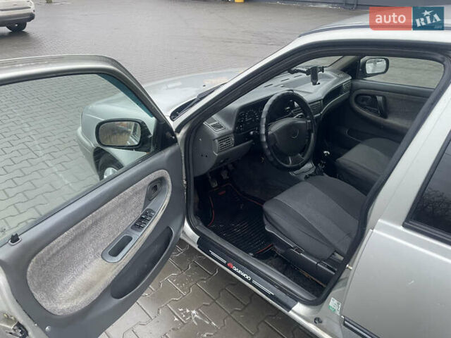 Серый Дэу Нексия, объемом двигателя 1.5 л и пробегом 269 тыс. км за 1950 $, фото 11 на Automoto.ua