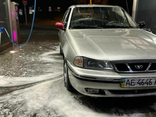 Серый Дэу Нексия, объемом двигателя 1.5 л и пробегом 460 тыс. км за 1150 $, фото 1 на Automoto.ua