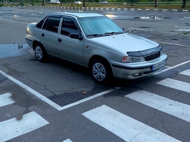 Сірий Деу Нексія, об'ємом двигуна 1.6 л та пробігом 266 тис. км за 1500 $, фото 1 на Automoto.ua