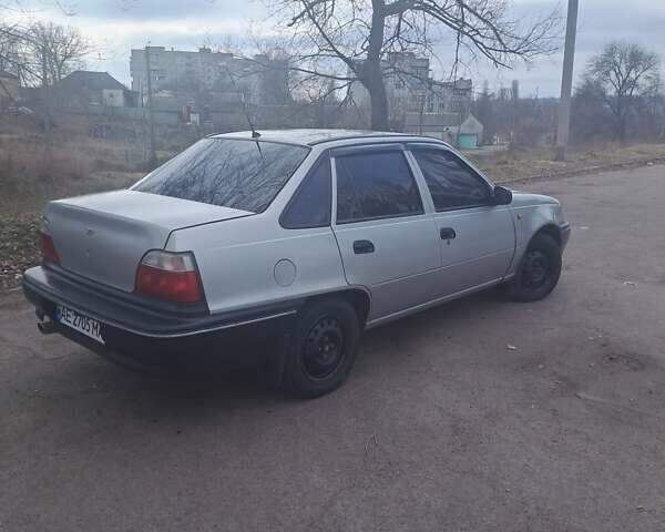 Серый Дэу Нексия, объемом двигателя 1.5 л и пробегом 205 тыс. км за 1600 $, фото 2 на Automoto.ua
