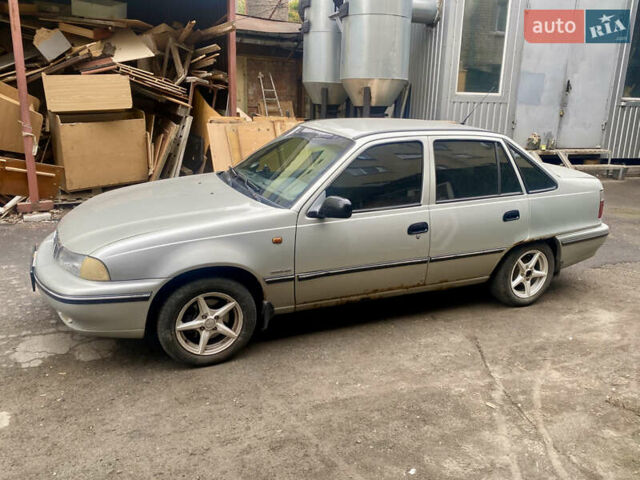 Деу Нексія 2006 у Дніпро (Дніпропетровську) на Automoto.ua Сірий Деу Нексія, об'ємом двигуна 1.5 л та пробігом 200 тис. км за 1700 $, фото 3 на Automoto.ua