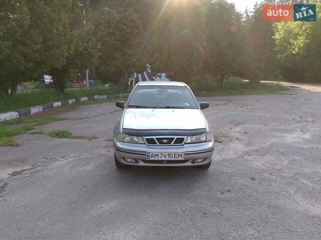 Сірий Деу Нексія, об'ємом двигуна 1.5 л та пробігом 330 тис. км за 1350 $, фото 7 на Automoto.ua