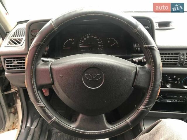 Серый Дэу Нексия, объемом двигателя 1.5 л и пробегом 273 тыс. км за 2290 $, фото 14 на Automoto.ua