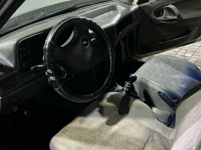 Серый Дэу Нексия, объемом двигателя 1.5 л и пробегом 460 тыс. км за 1150 $, фото 5 на Automoto.ua