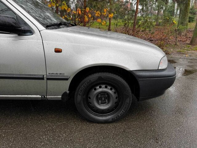 Серый Дэу Нексия, объемом двигателя 1.5 л и пробегом 159 тыс. км за 2190 $, фото 4 на Automoto.ua